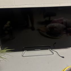 70 Inches Toshiba Tv Good Working Order $50