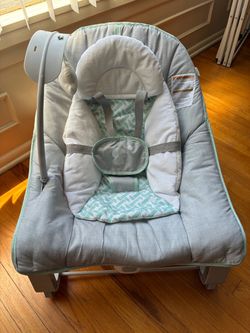 Baby swing