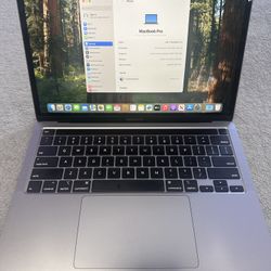 Apple MacBook Pro / 13 inch Touch Bar Retina Display / Core i5 / 8GB RAM / 512GB SSD