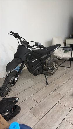 Yazoma IN 10 40 mph , comes with charger