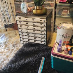 Lock And Key Drawer With Keys