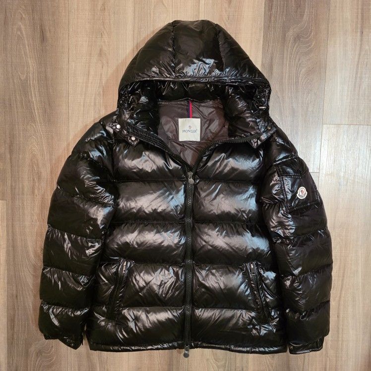 Moncler Maya 6