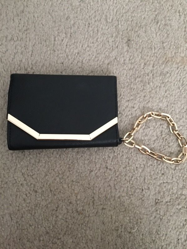 Guess wallet/ small clutch