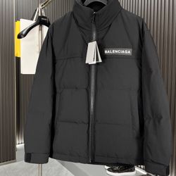 Balenciaga Men’s Coat 2025 New 