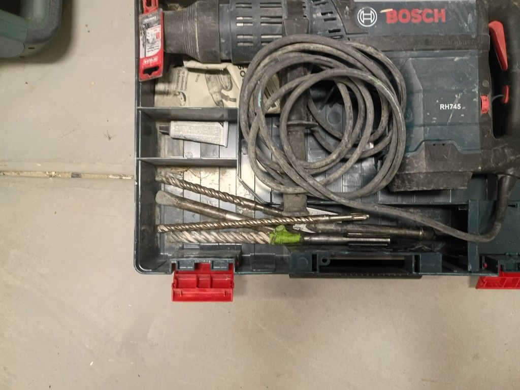 Bosch SDS 745 Hammer Drill 