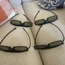 Samsung 3-D Glasses Bundle