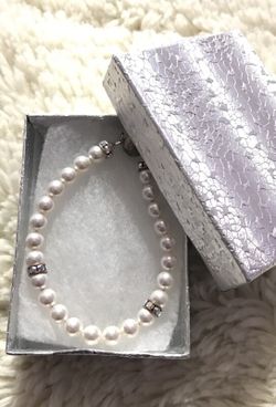 Faux pearl bracelet cute gift girl