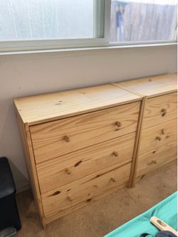 One Wooden drawer
