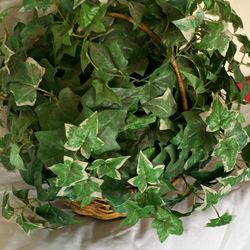 Basket with artificial ivy