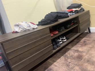 Tv Stand / Dresser