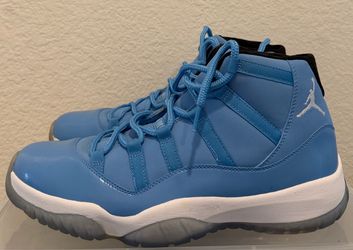 JORDAN 11 Pantone