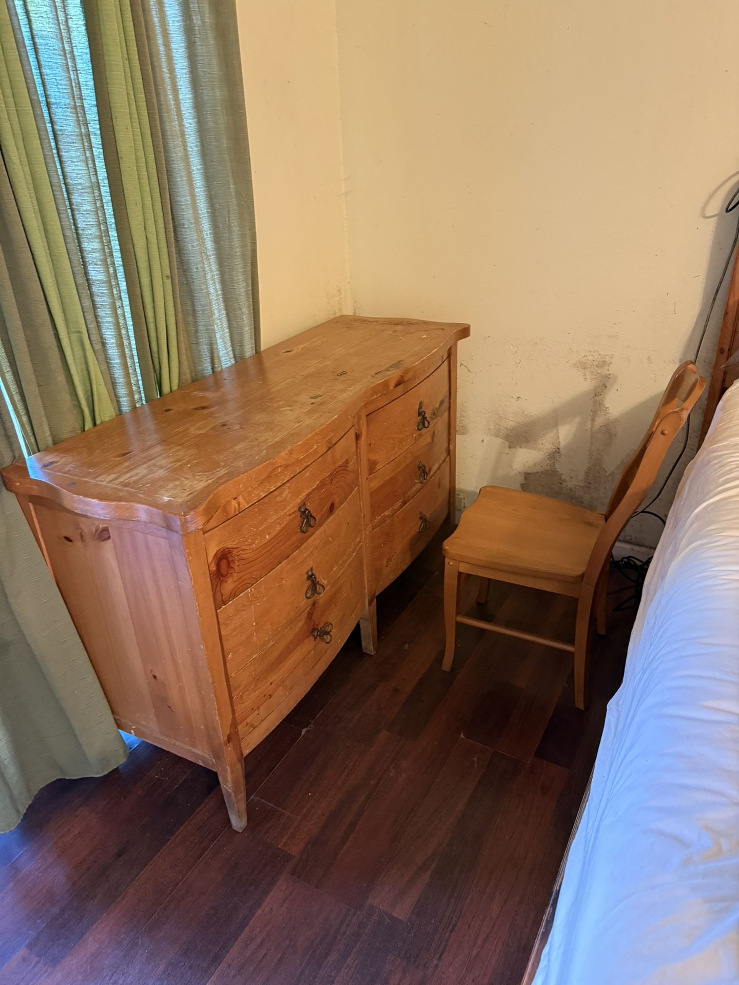 Wood dresser