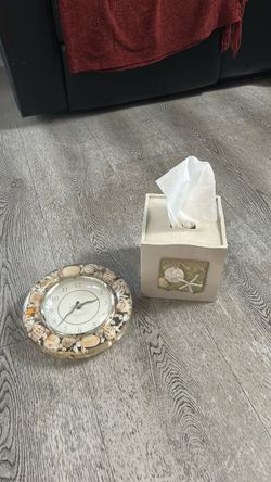Seashell Decorative Clock and Tissue Box Set