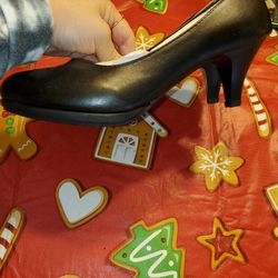 Size 9 Brand New Black Heels