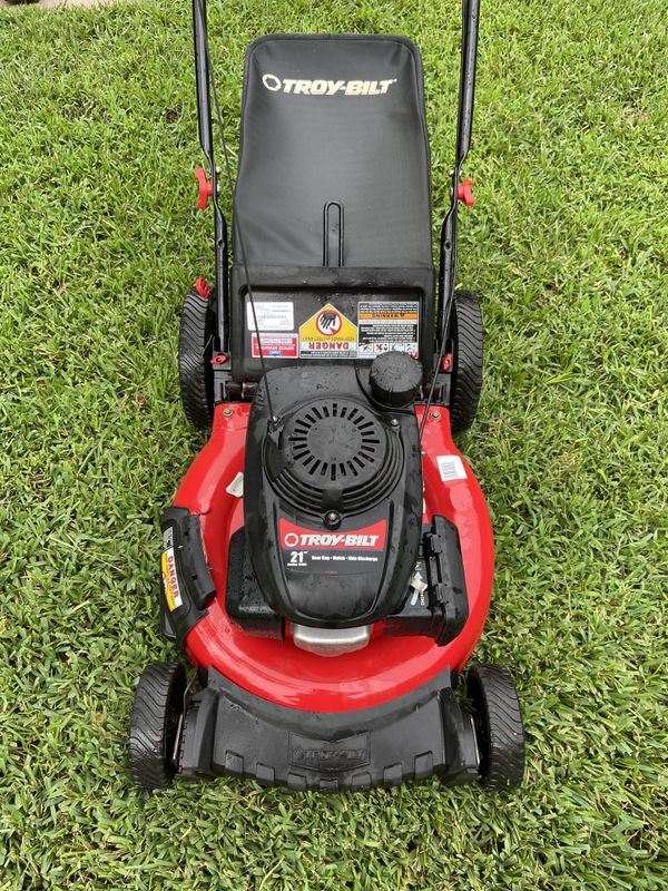 TROY-BILT LAWNMOWER WITH HONDA ENGINE for Sale in Houston, TX - OfferUp