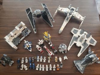 Lego Star Wars Minifigures and ships