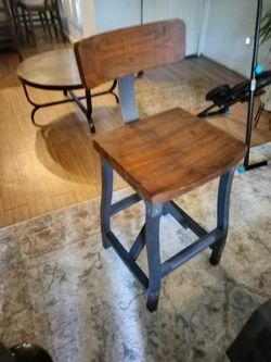 Bar chair