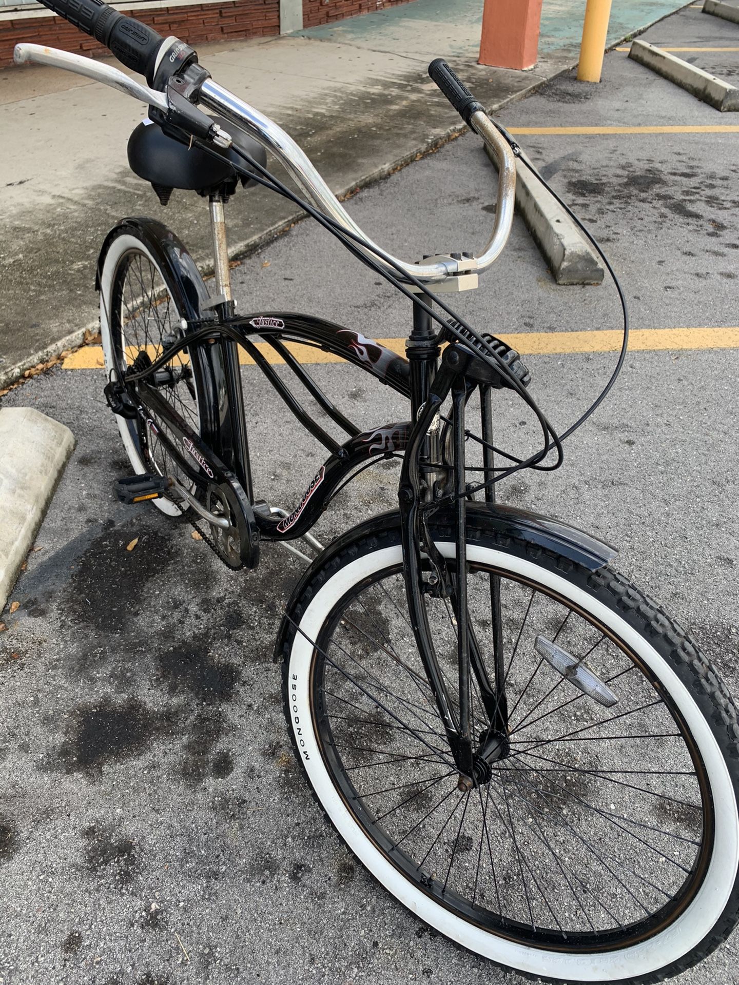 mongoose beach cruiser