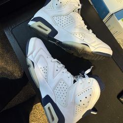 Jordan 6 Midnight Navy Size 10.5