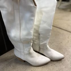 White Boots Size 6 - Today $20