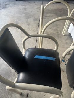 FREE GLASS TO DINING TABLE