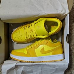 Jordan 1 Low Pollen Women Size 8 Brand New