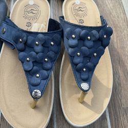 Womens New Leather Wedge Flip Flops Size 9