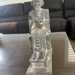 Statue