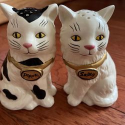 Salt & Pepper 