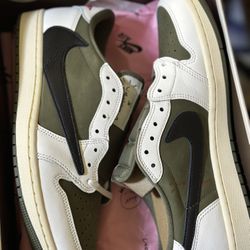 Travis Scott Medium Olive Sz 11 