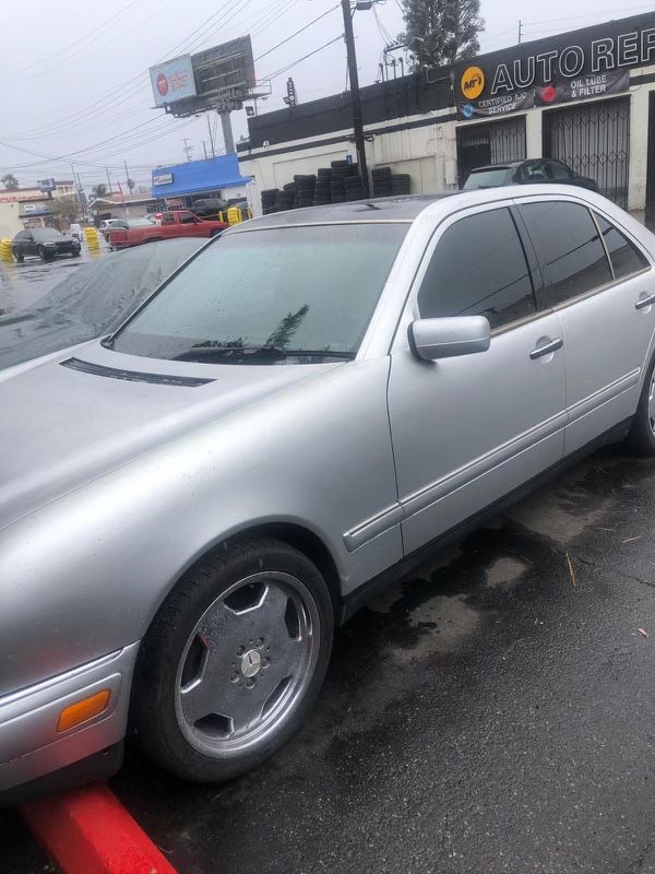 1997 Mercedes-Benz E-Class for Sale in Los Angeles, CA - OfferUp