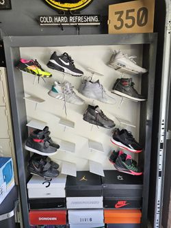 Shoe Display