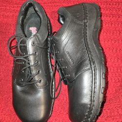 Red Wings Safety Toe, Oil and Slip Resistant Women  Size 10