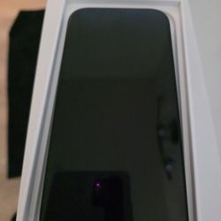 Apple 16 PRO  256GB Black NO CONTACT https://offerup.com/redirect/?o=Qi5ORVc=
