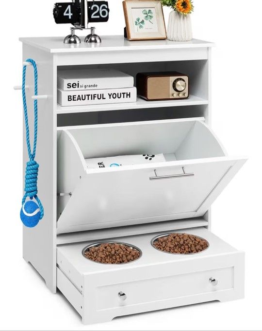 Pet Feeding Station