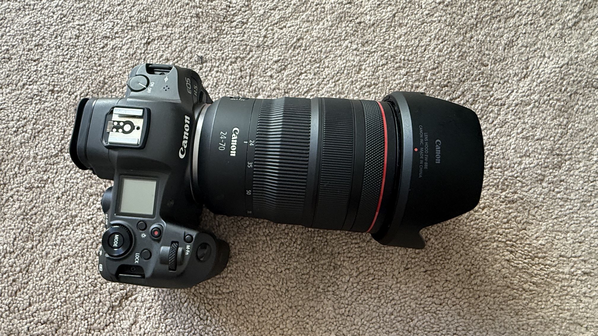 Canon EOS R5 Body + Canon RF 24-70mm F/28 L IS USM Lens