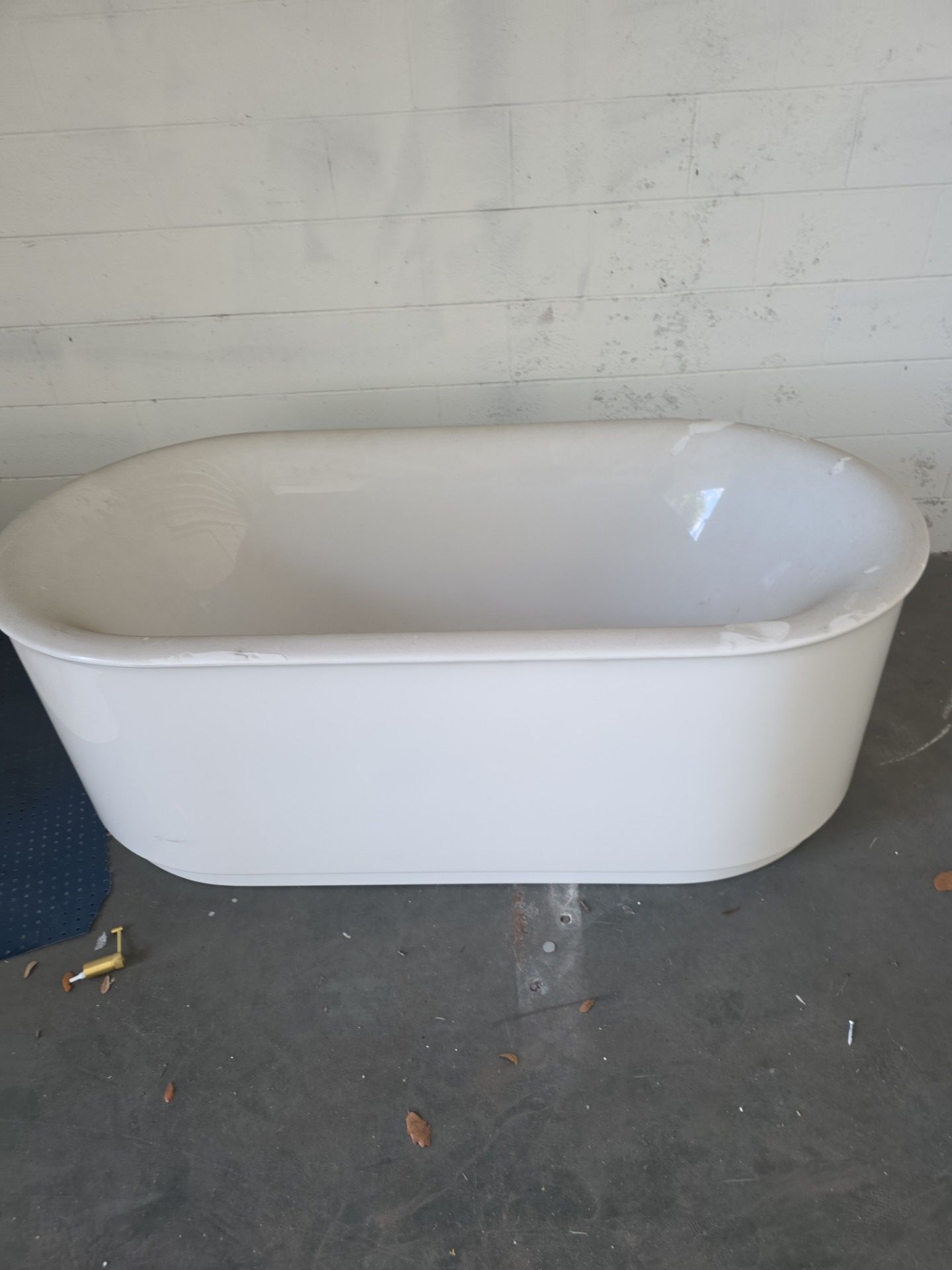 Bathtub