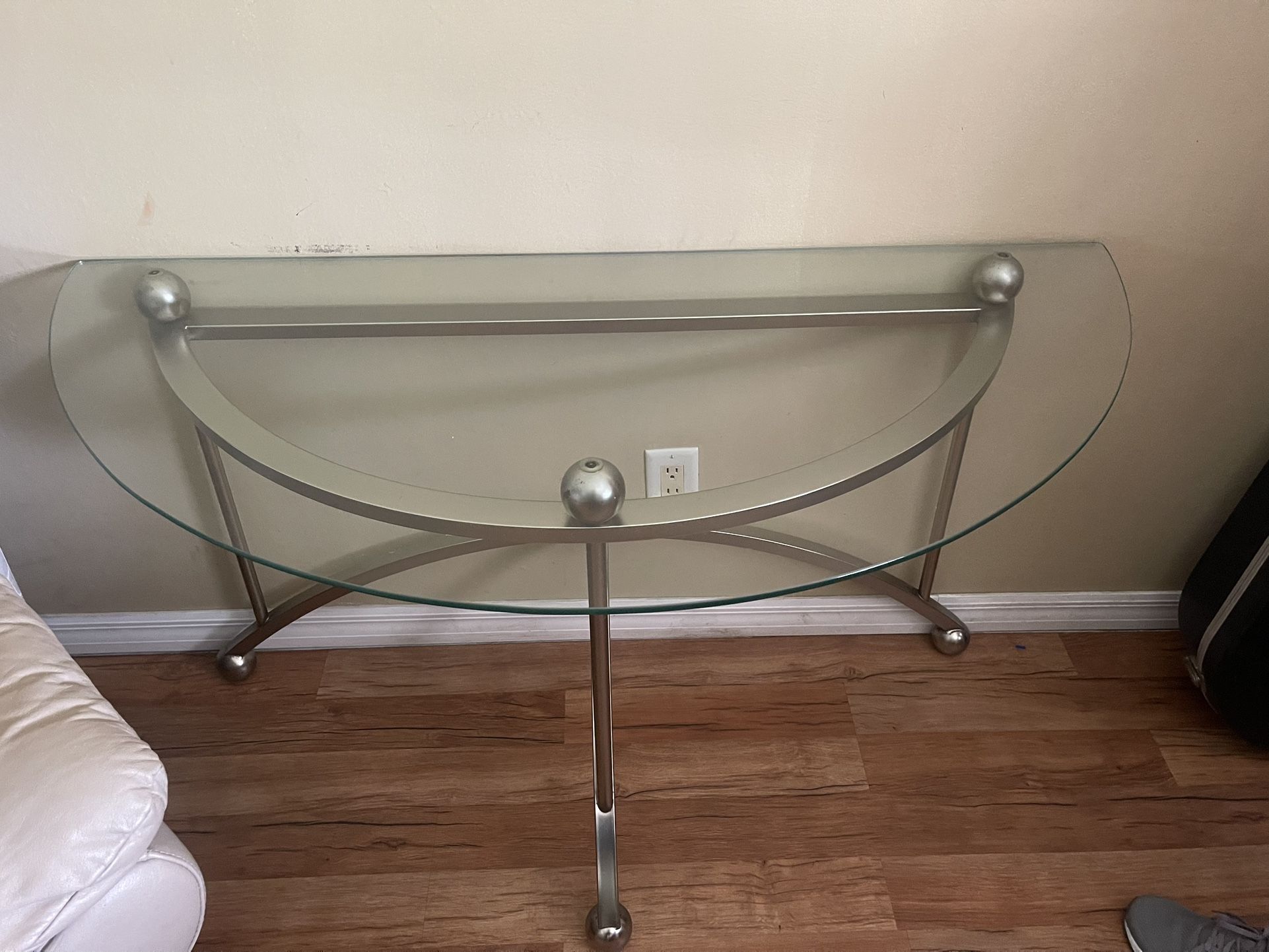 Moving. Must Sell. 3 Piece Glass Table