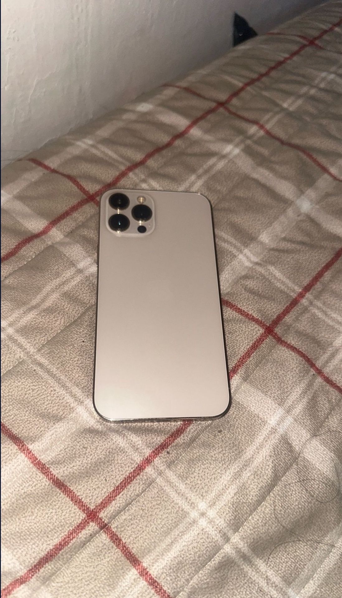 iPhone 12 Pro Max It In Good Condition