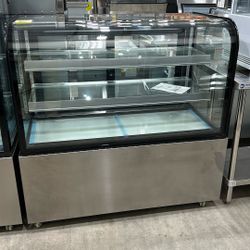 Polarman ARC-370Y 48″ Curved Glass Refrigerated Bakery Display Case With LED Lights
