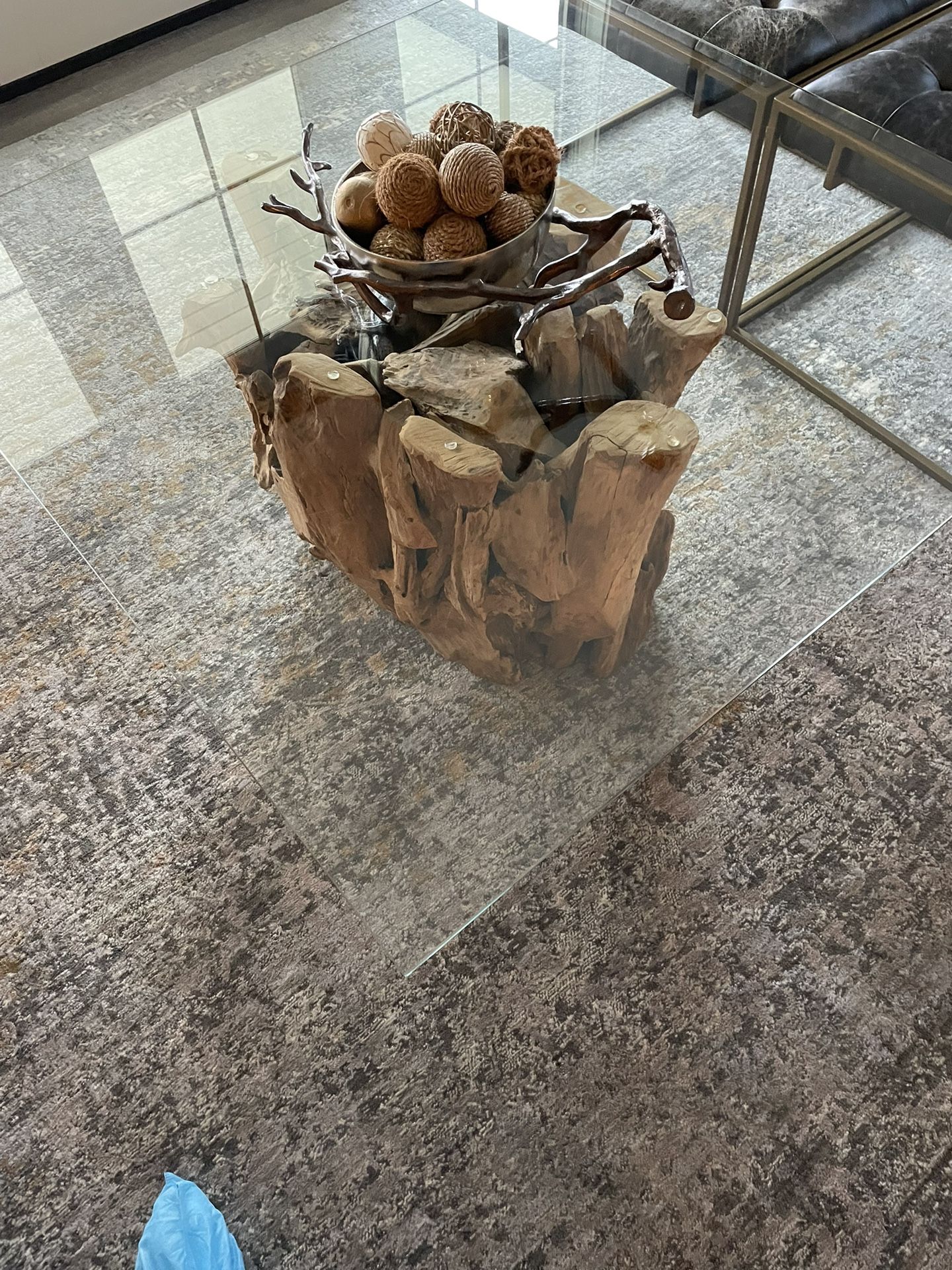 COOL Coffee Table Glass on Stump