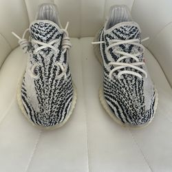 Yeezy 350 Zebra