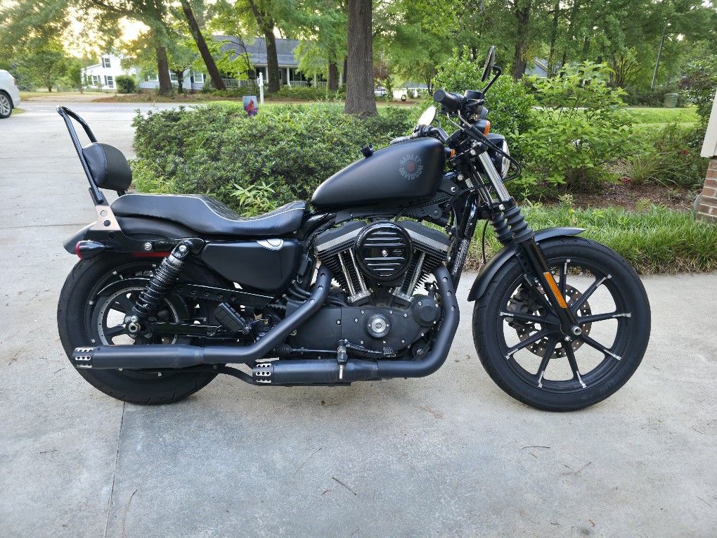 2022 Harley davinson Iron 883