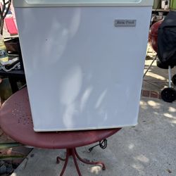 Arctic Mini Fridge