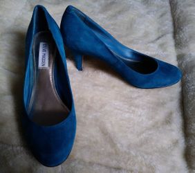 Steve Madden Blue Suede Heels