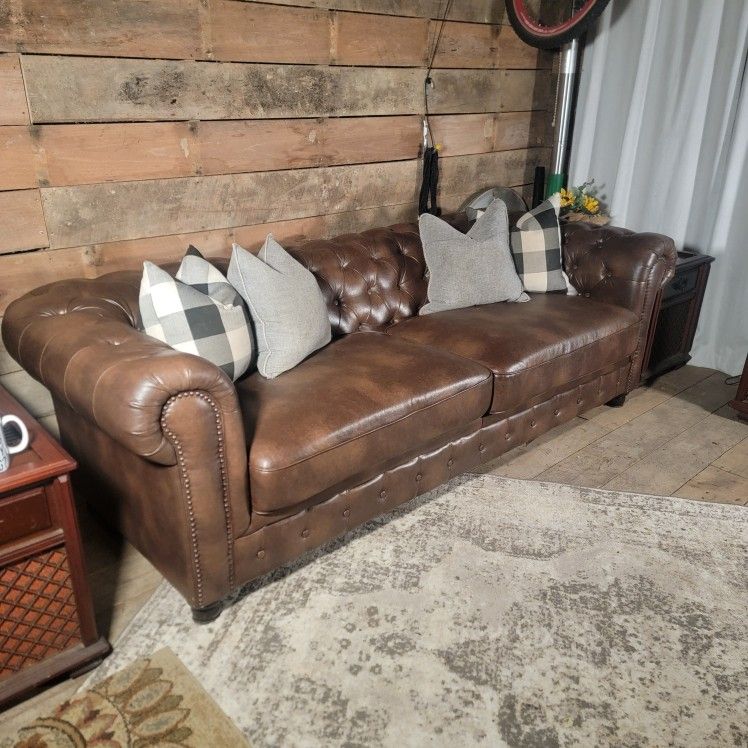 Classic Chesterfield-Style Vegan Leather Sofa