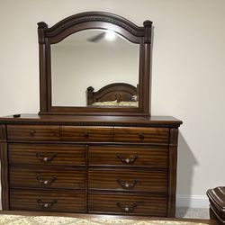 Dresser And Mirror Combo 
