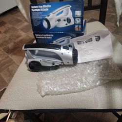 Brand New Battery Free Wind Up Flashlight And FM Radio And It Works