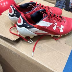 Under Armour Soccer Cleats Shoes Sz 9