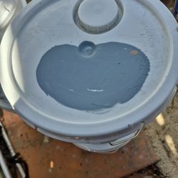 Pintura Nueva Color Gris Azul $95 Flat 